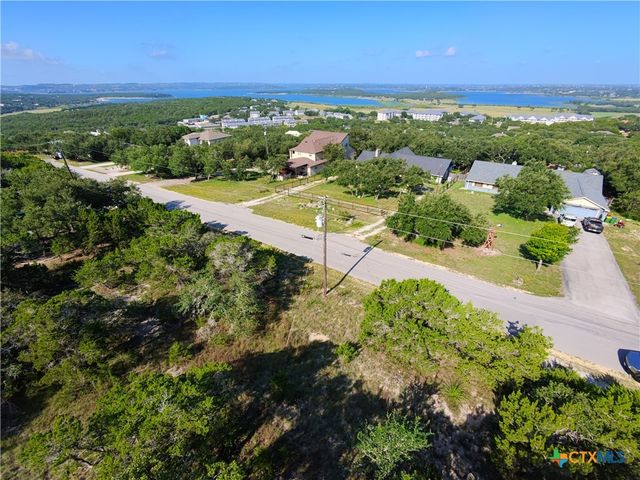 2350 Sunset Ridge, Canyon Lake, TX 78133