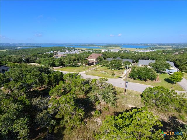 2350 Sunset Ridge, Canyon Lake, TX 78133