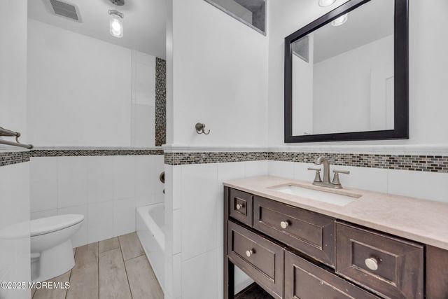 107 Old Bridge Drive, Howell, NJ 07731