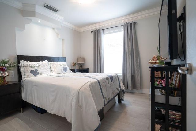 10704 SW 167th St, Miami, FL 33157