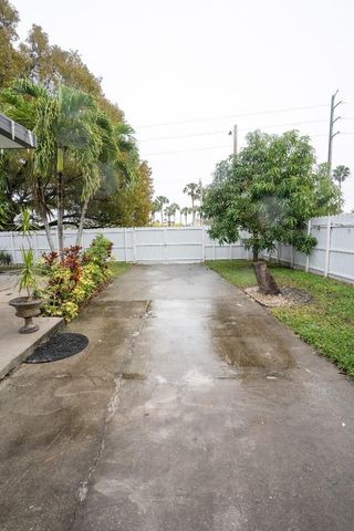 10704 SW 167th St, Miami, FL 33157