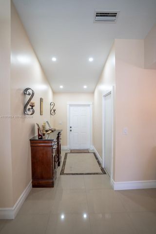 10704 SW 167th St, Miami, FL 33157