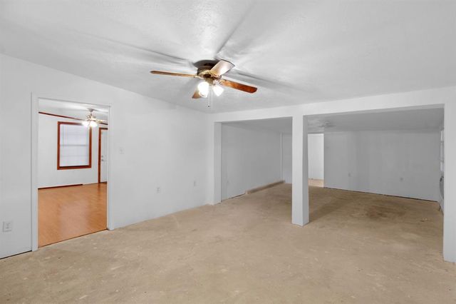 3840 N Fm 356, Onalaska, TX 77360