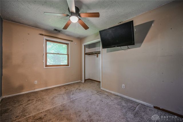 3191 Tamarack Avenue, Springfield, OH 45502