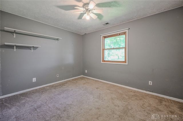 3191 Tamarack Avenue, Springfield, OH 45502