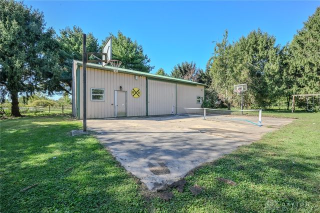 3191 Tamarack Avenue, Springfield, OH 45502