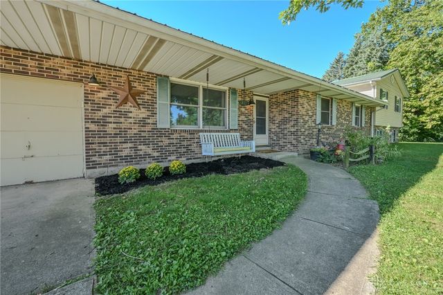 3191 Tamarack Avenue, Springfield, OH 45502