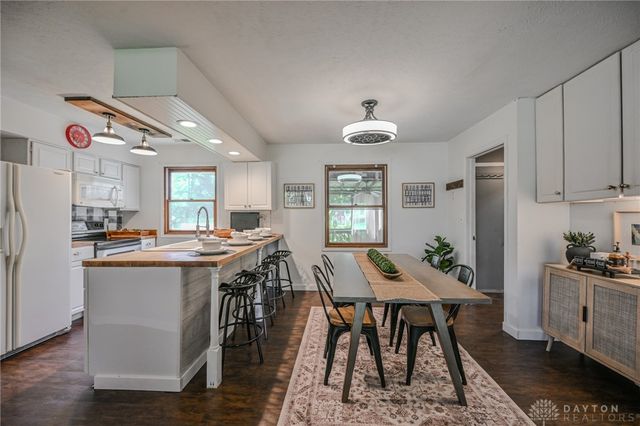 3191 Tamarack Avenue, Springfield, OH 45502