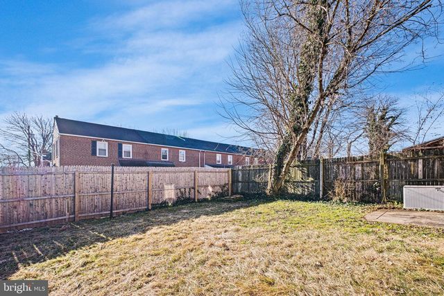 2 POLK DR, Wilmington, DE 19809