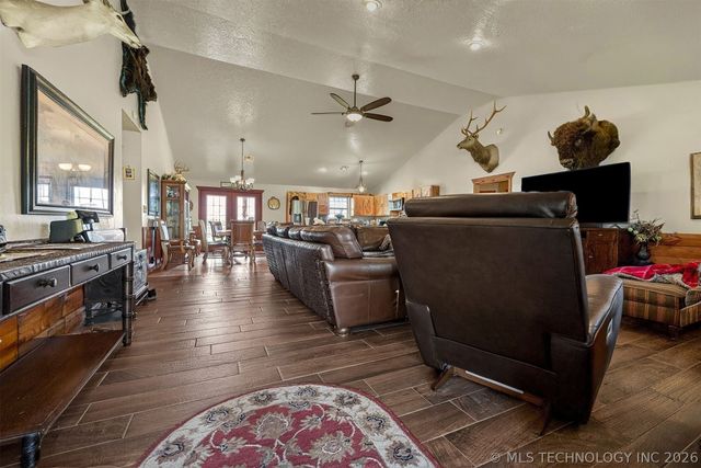 25508 E 740 Road, Wagoner, OK 74467