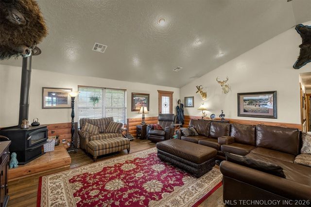 25508 E 740 Road, Wagoner, OK 74467
