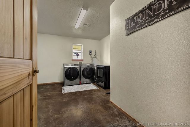 25508 E 740 Road, Wagoner, OK 74467