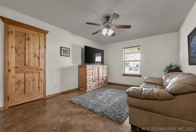 25508 E 740 Road, Wagoner, OK 74467