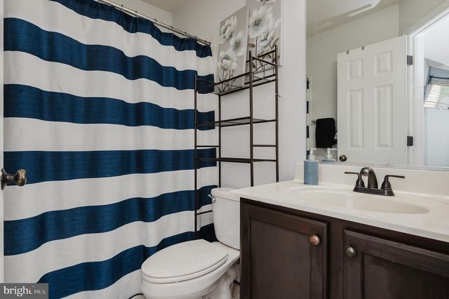 3086 RAKING LEAF DR, Abingdon, MD 21009