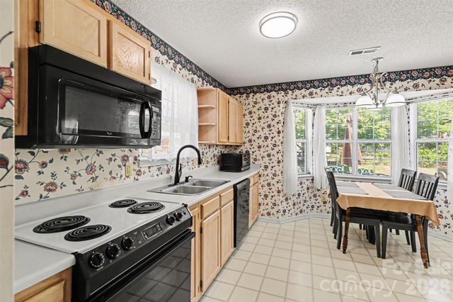 1010 Ridgefield Circle, Indian Trail, NC 28079