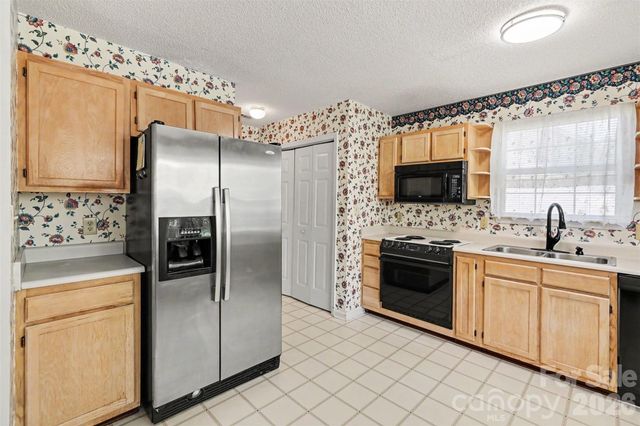 1010 Ridgefield Circle, Indian Trail, NC 28079