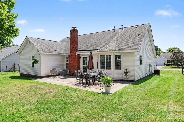 1010 Ridgefield Circle, Indian Trail, NC 28079