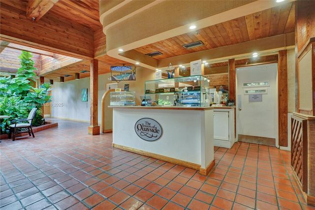 2000 Towerside Ter 301, Miami, FL 33138