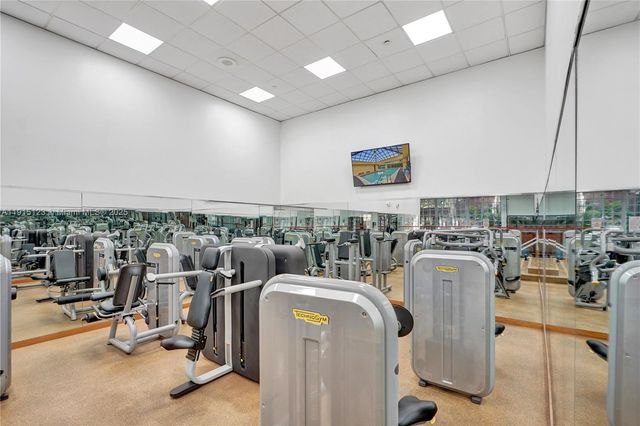 2000 Towerside Ter 301, Miami, FL 33138