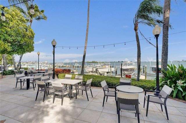 2000 Towerside Ter 301, Miami, FL 33138