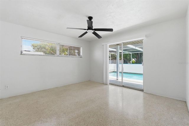 11830 86TH AVENUE, Seminole, FL 33772