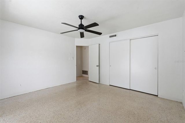 11830 86TH AVENUE, Seminole, FL 33772