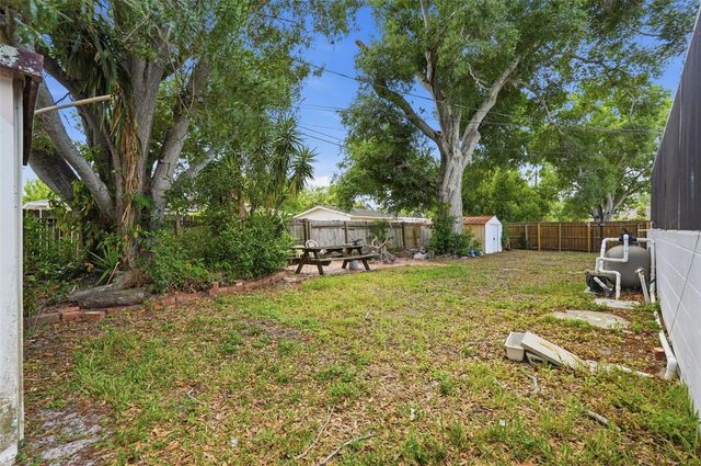 11830 86TH AVENUE, Seminole, FL 33772