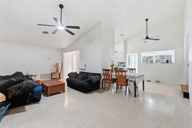 11830 86TH AVENUE, Seminole, FL 33772