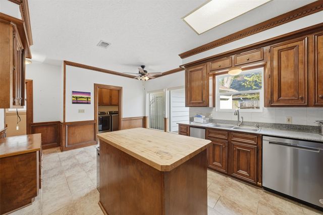 1422 Trace Drive, Houston, TX 77077