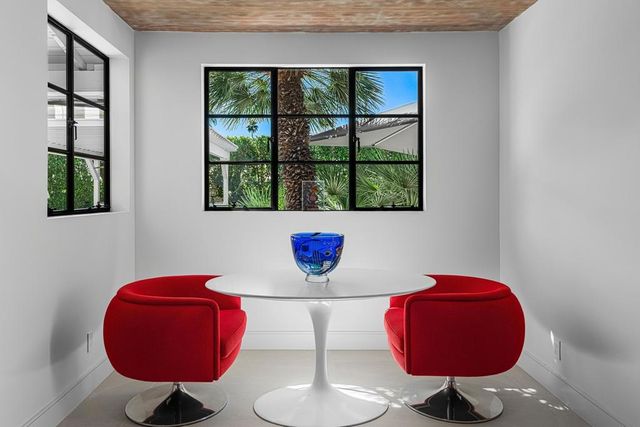 357 Camino Sur, Palm Springs, CA 92262