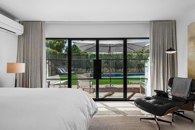 357 Camino Sur, Palm Springs, CA 92262