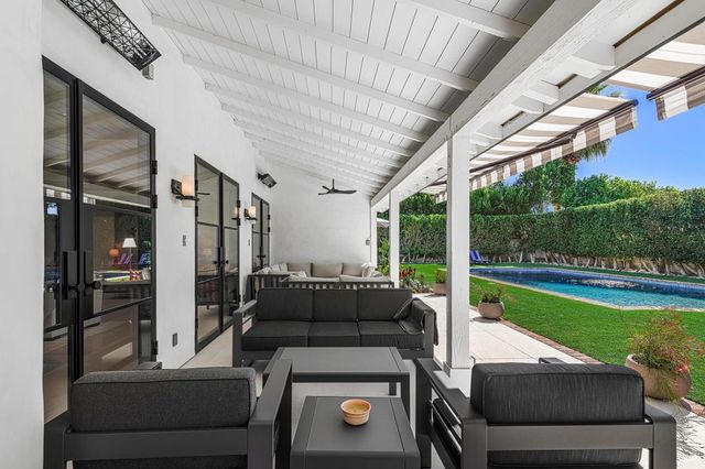 357 Camino Sur, Palm Springs, CA 92262