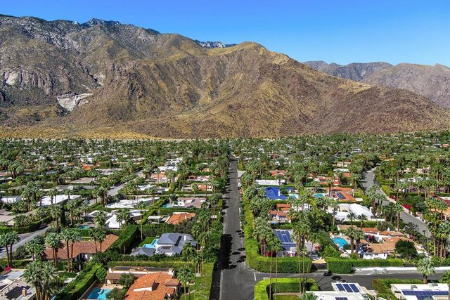 357 Camino Sur, Palm Springs, CA 92262