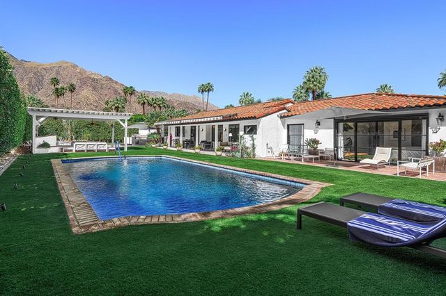 357 Camino Sur, Palm Springs, CA 92262
