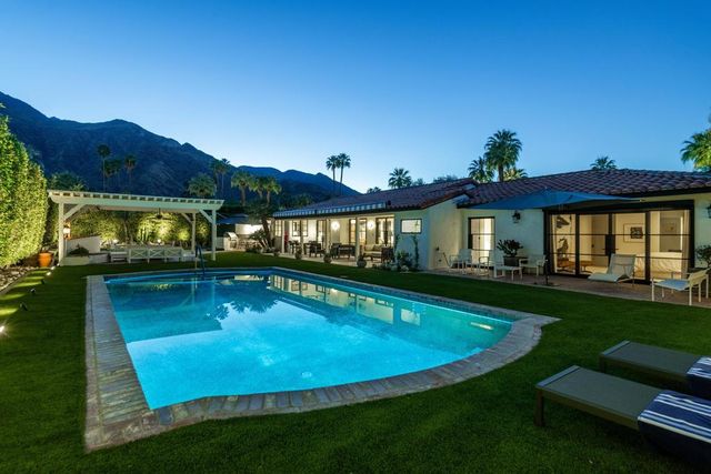 357 Camino Sur, Palm Springs, CA 92262