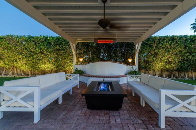 357 Camino Sur, Palm Springs, CA 92262