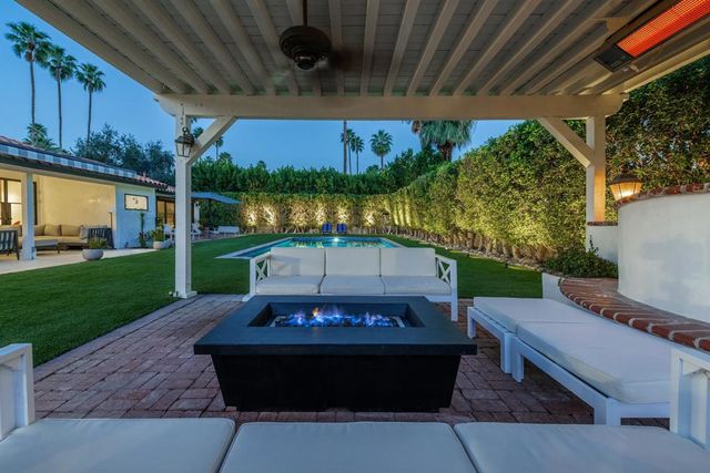 357 Camino Sur, Palm Springs, CA 92262