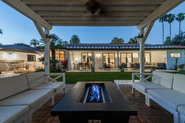 357 Camino Sur, Palm Springs, CA 92262