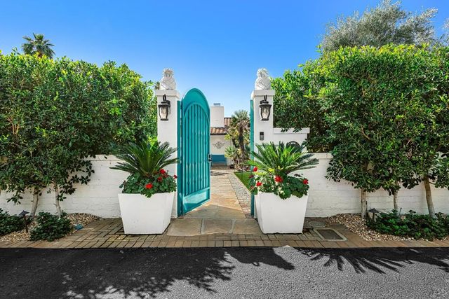 357 Camino Sur, Palm Springs, CA 92262