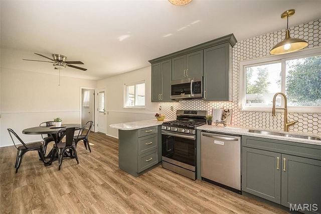 3144 Chancery Lane, St Charles, MO 63301