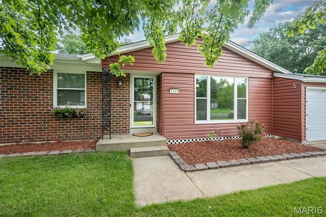 3144 Chancery Lane, St Charles, MO 63301