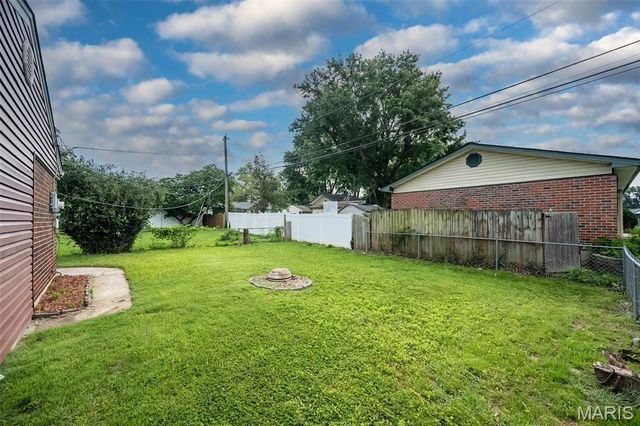 3144 Chancery Lane, St Charles, MO 63301