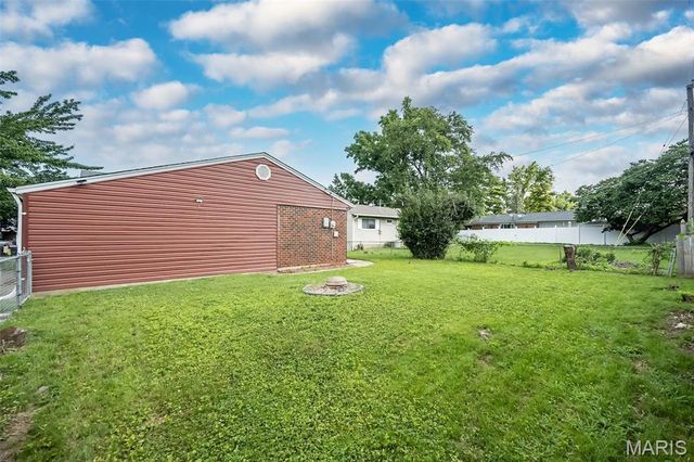 3144 Chancery Lane, St Charles, MO 63301