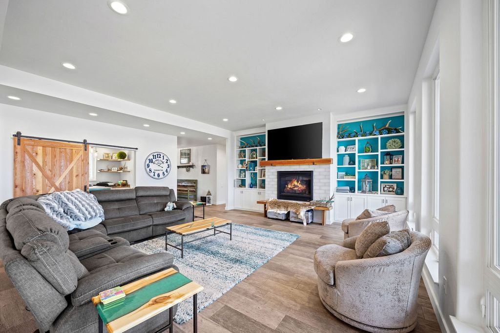 42818 La Bella Lane, Big Arm, MT 59910 photo 16