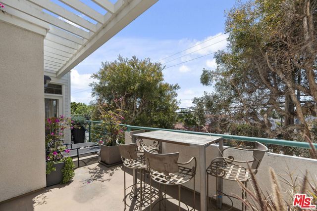 2115 3rd Street 203, Santa Monica, CA 90405