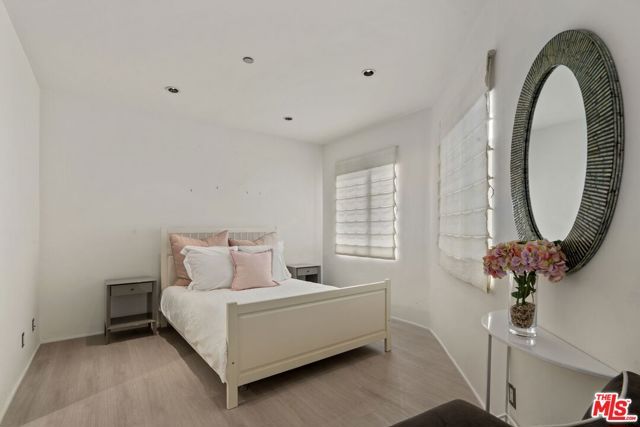 2115 3rd Street 203, Santa Monica, CA 90405