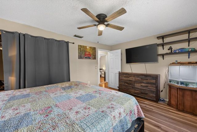 6070 73RD STREET N, St Petersburg, FL 33709
