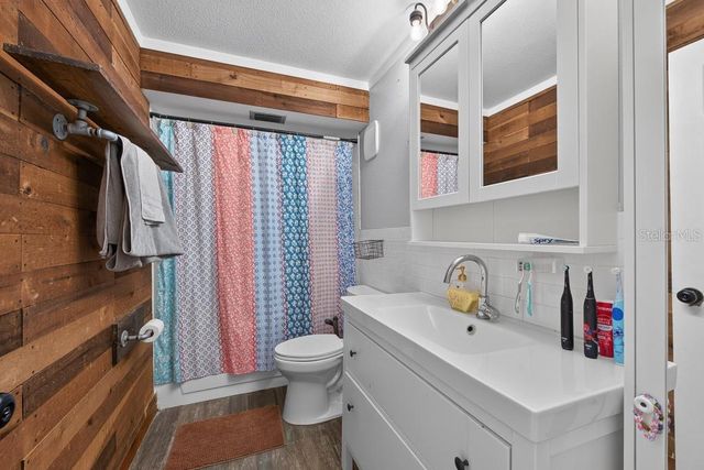 6070 73RD STREET N, St Petersburg, FL 33709