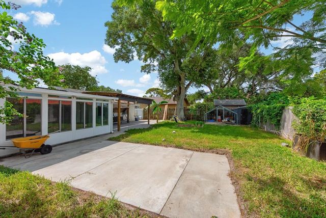 6070 73RD STREET N, St Petersburg, FL 33709