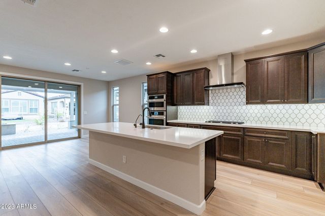 286 E CITRUS HOLLOW Way, Queen Creek, AZ 85140